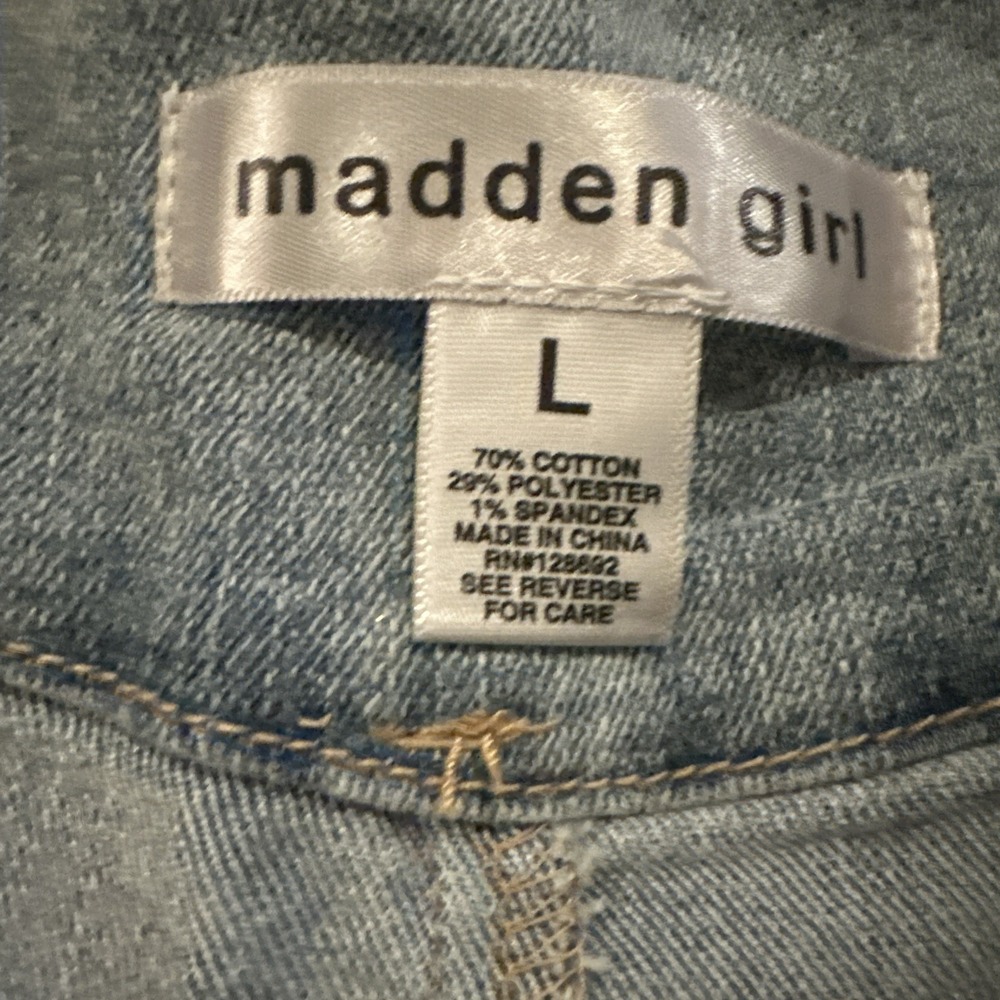 Madden Girl Junior's Pleated Denim Light Wash Hem Skort Side Zip Large NEW - Picture 4 of 9